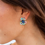 Nilofer Studs