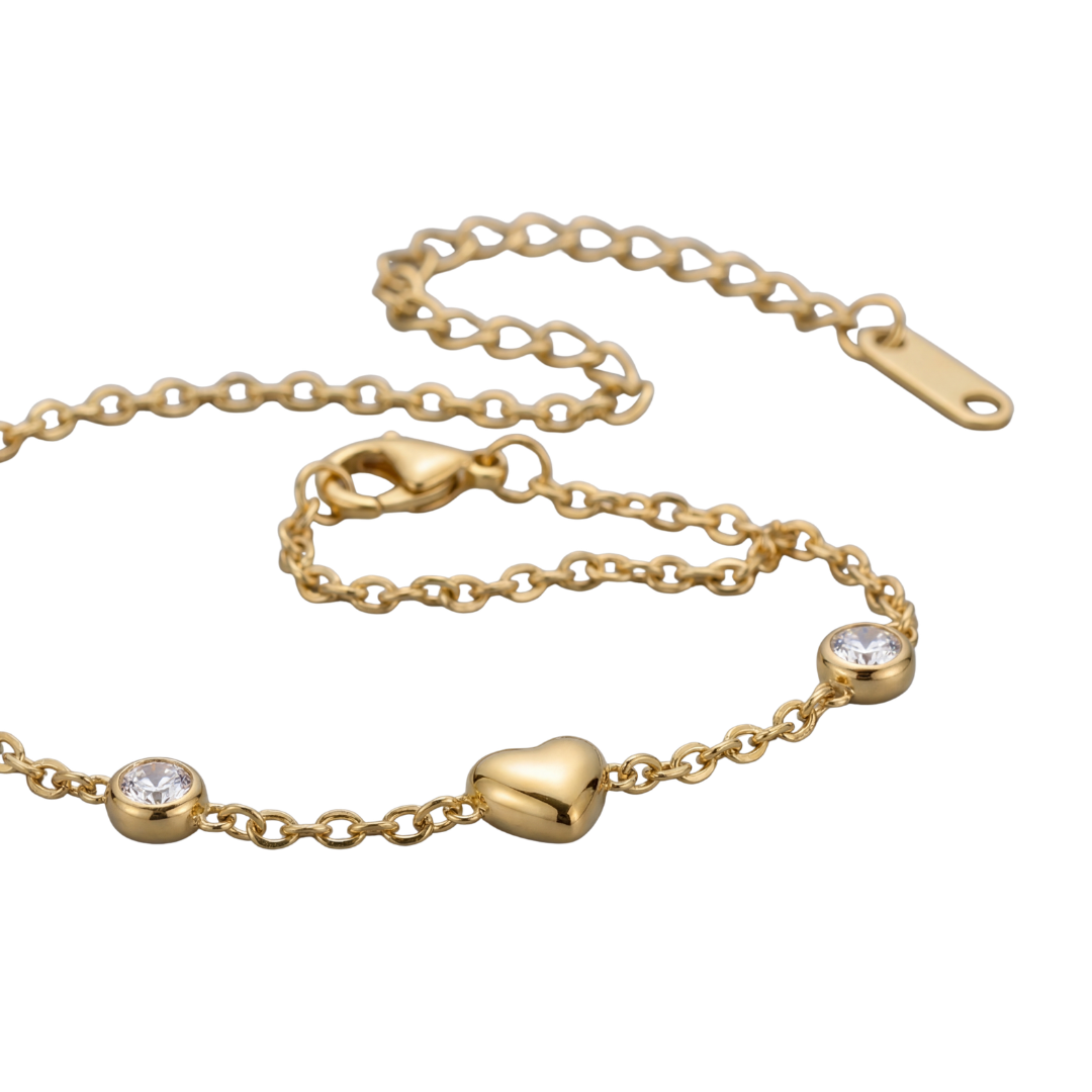 Minimal Gold Bracelet – Heart & Diamond-Look Charm Design